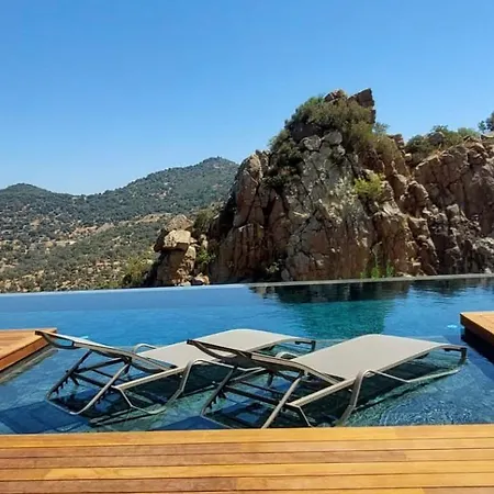 Luxury Villasea View And Private Pool Vila *