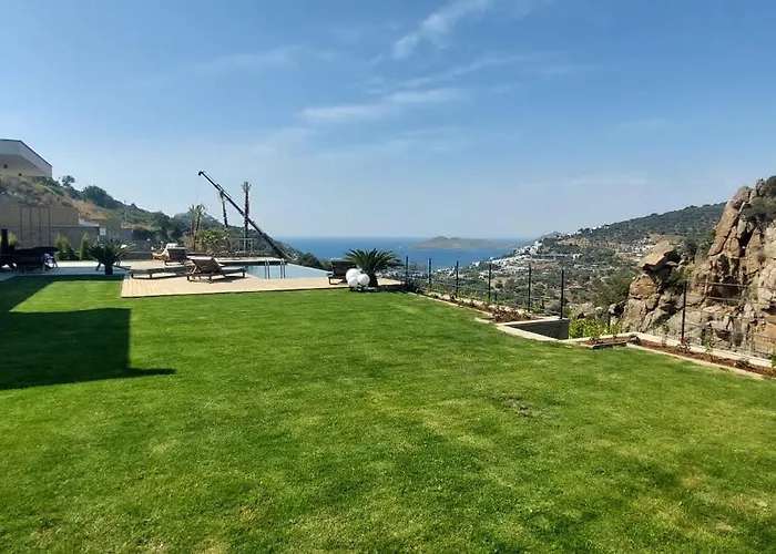 Luxury Villasea View And Private Pool Villa *
